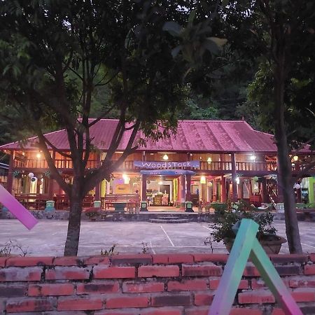 Woodstock Beach Camp Hien Hao Bagian luar foto