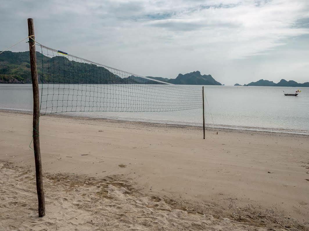 Woodstock Beach Camp Hien Hao Bagian luar foto
